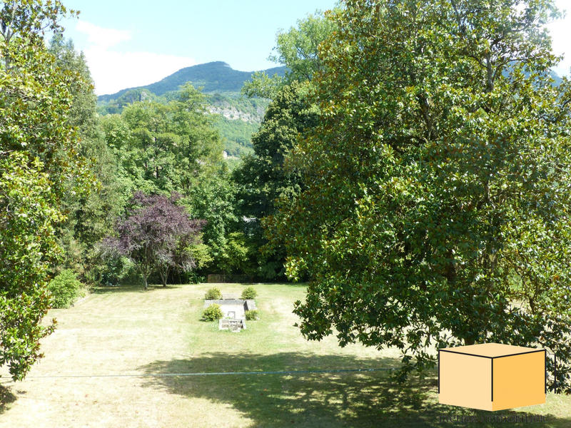 Château - 466 m² - 13 pièces