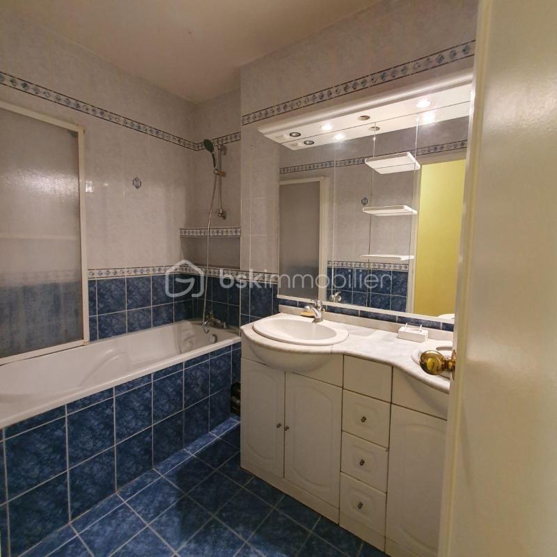 Appartement - 99 m² - 4 pièces