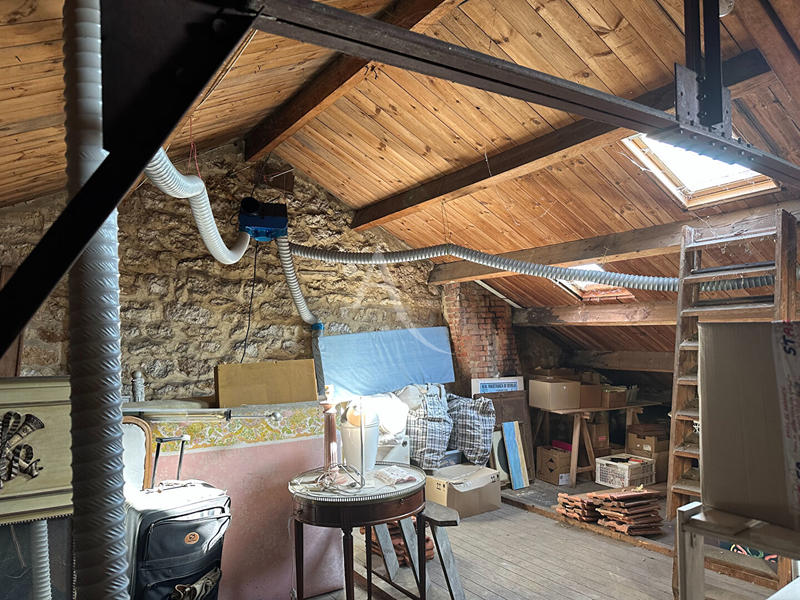 Maison - 121 m² - 8 pièces