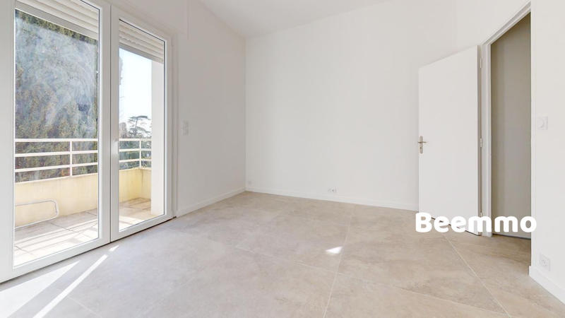 Appartement - 96 m² - 4 pièces