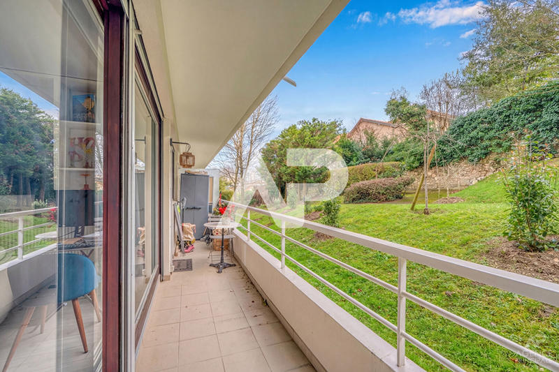 Appartement - 82 m² - 4 pièces