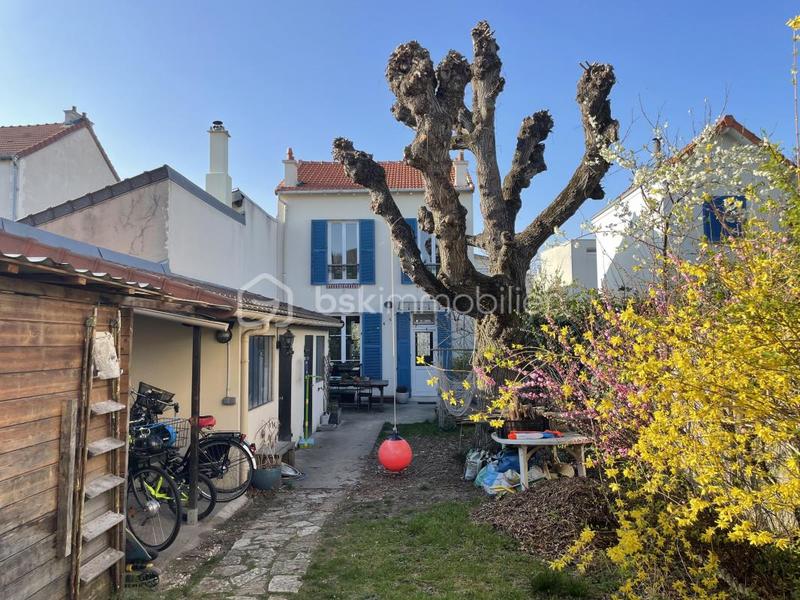 Maison - 114 m² - 5 pièces