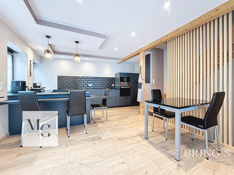 Appartement - 91 m² - 4 pièces