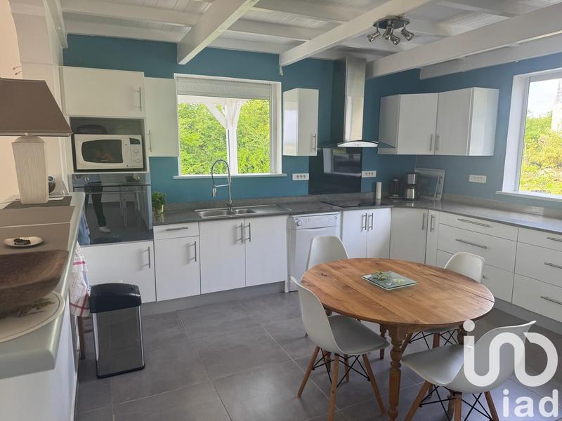 Maison - 200 m² - 10 pièces