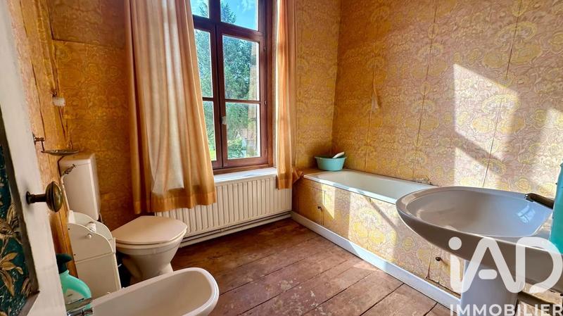 Maison - 227 m² - 6 pièces