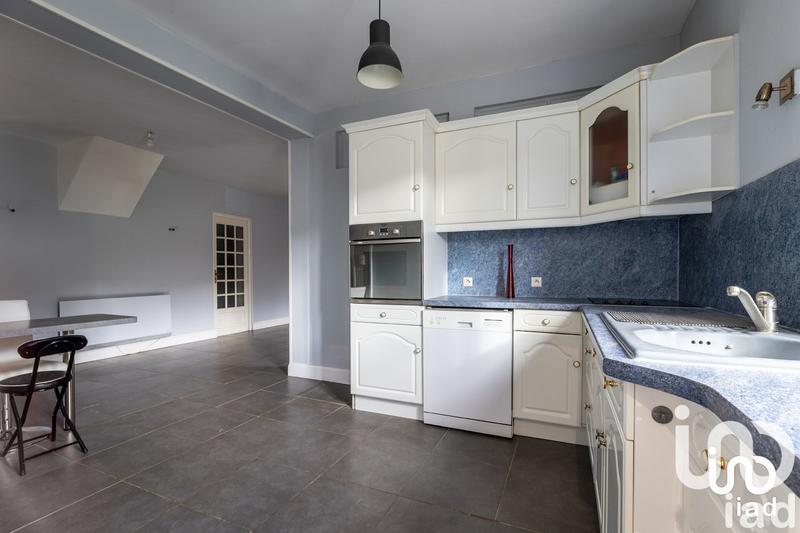 Maison - 179 m² - 13 pièces