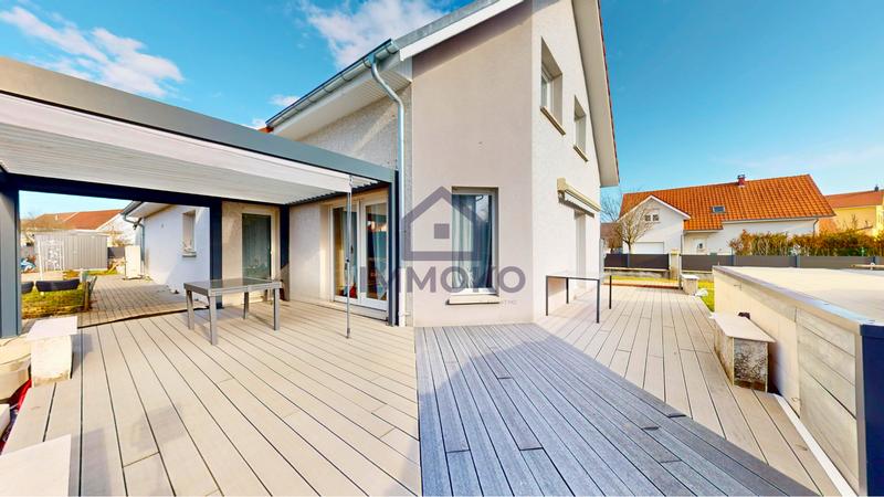 Maison - 150 m² - 7 pièces