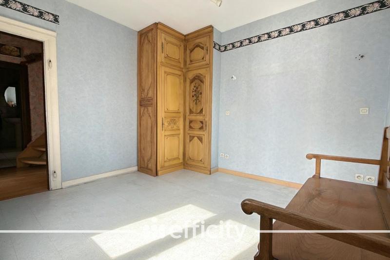 Immeuble - 210 m² - 10 pièces