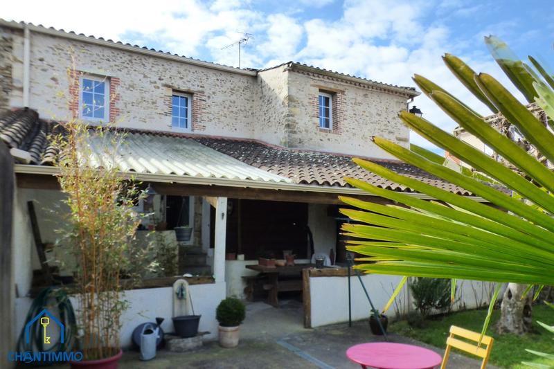 Maison ancienne - 170 m² - 7 pièces