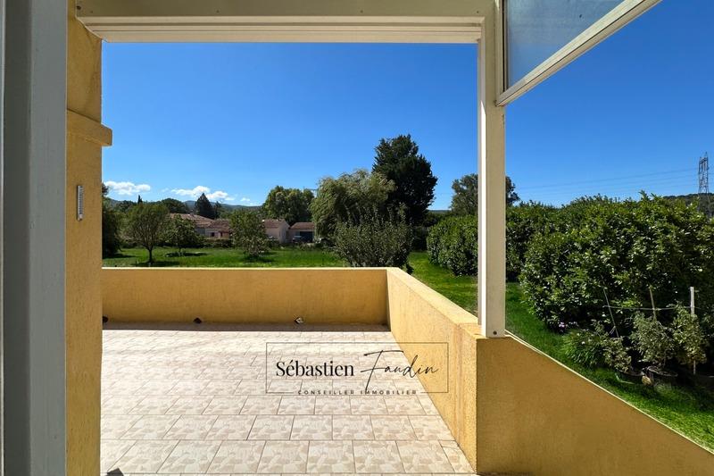 Maison - 236 m² - 9 pièces