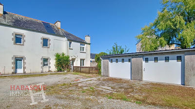 Maison - 150 m² - 9 pièces