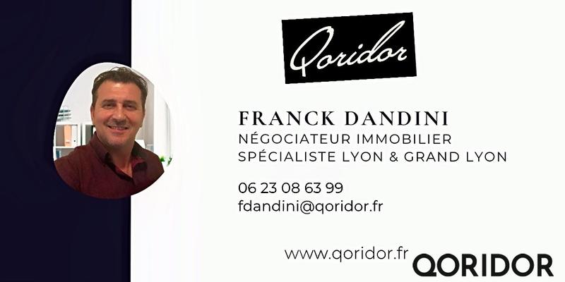 Fonds de commerce - Magasins - 61 m²