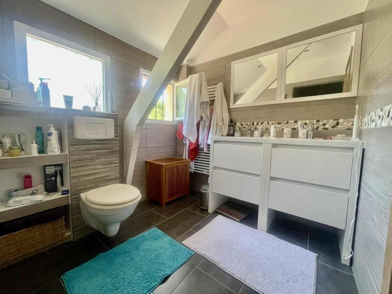 Maison - 130 m² - 5 pièces