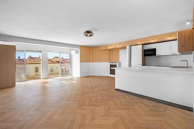 Appartement - 128 m² - 4 pièces