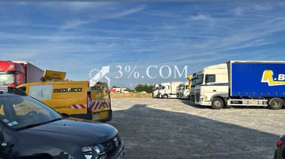 Fonds de commerce - Local commercial - 90 m²