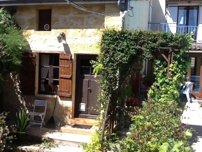 Maison - 273 m² - 15 pièces