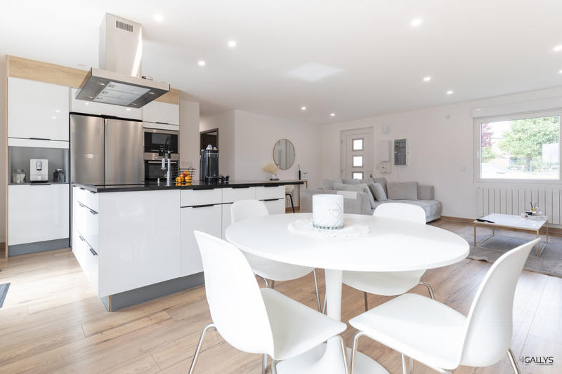 Maison - 100 m² - 5 pièces