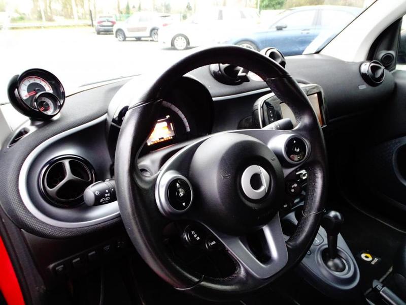 Smart ForTwo Cabrio 0.9i - 90 s&amp;S Bv Twinamic Cabriolet II 2016 Passion Phase 1