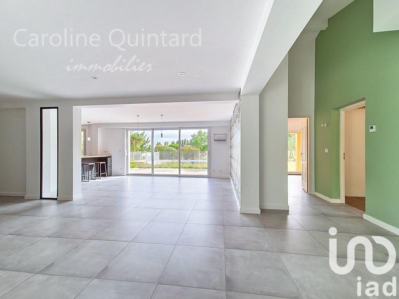 Maison - 187 m² - 8 pièces