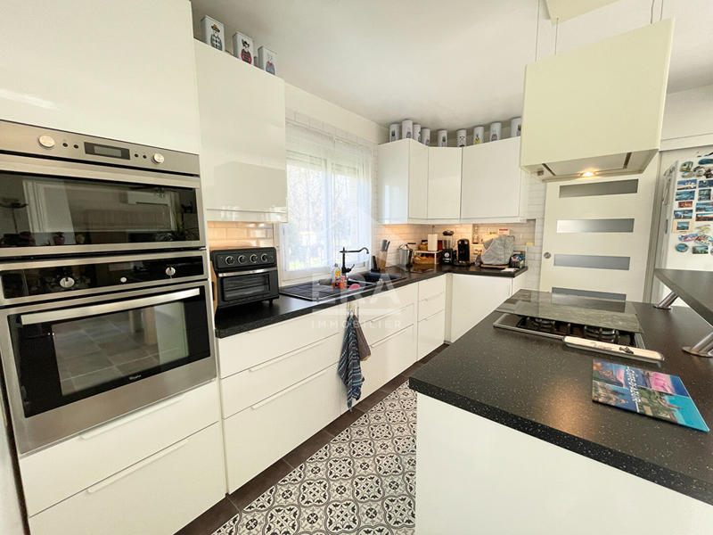 Maison - 105 m² - 4 pièces