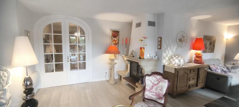 Villa - 169 m² - 6 pièces