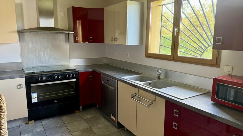 Maison - 105 m² - 5 pièces