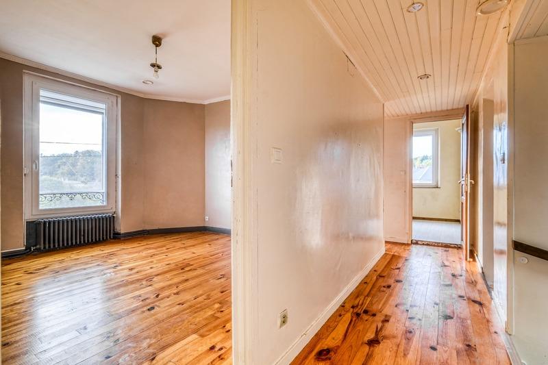 Maison - 141 m² - 6 pièces