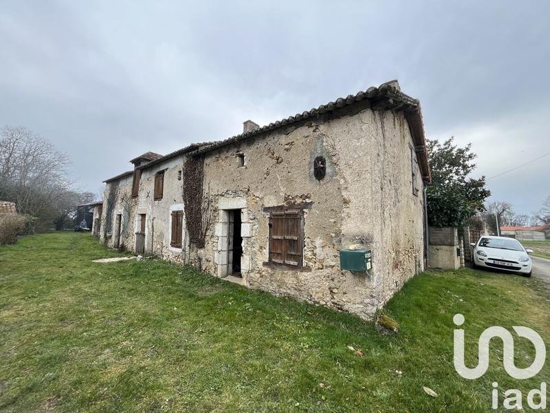 Maison - 222 m² - 8 pièces