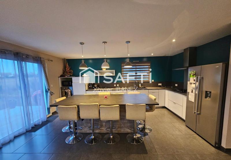 Maison - 138 m² - 5 pièces