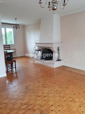 Maison - 80 m² - 3 pièces