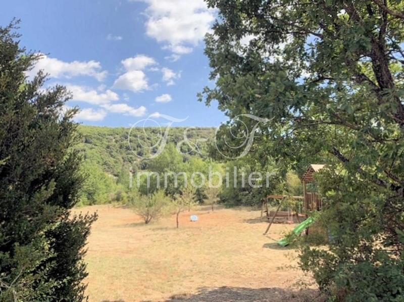 Propriété - 550 m² - 17 pièces