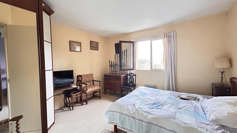 Maison - 137 m² - 7 pièces