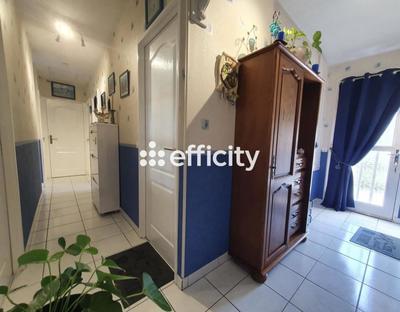 Maison - 92 m² - 5 pièces