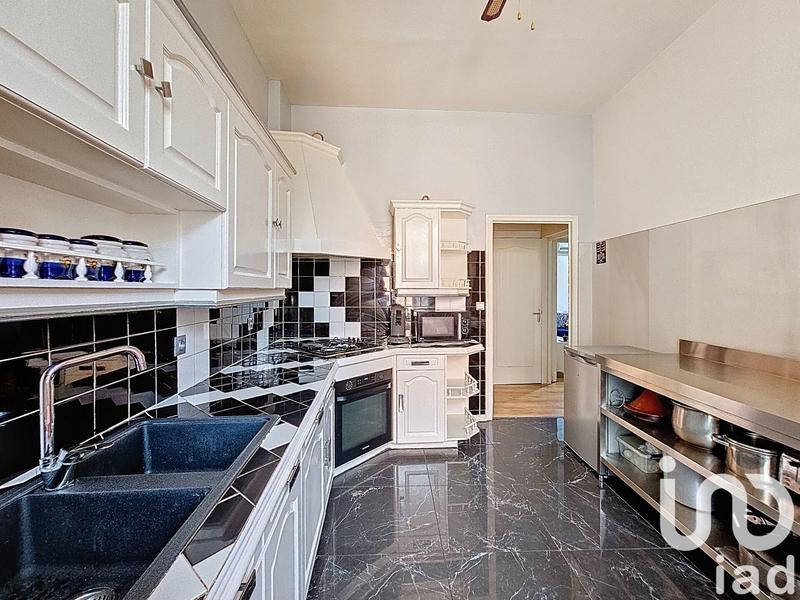 Appartement - 97 m² - 4 pièces