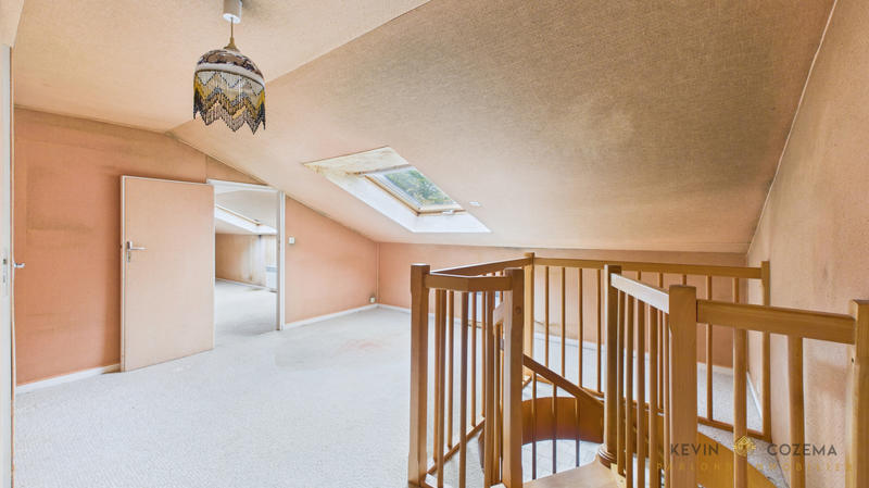 Maison - 145 m² - 8 pièces