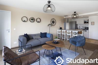 Chambre - 9 m² - 1 pièce