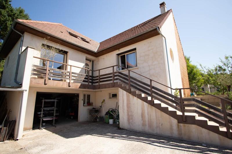Maison - 164 m² - 5 pièces
