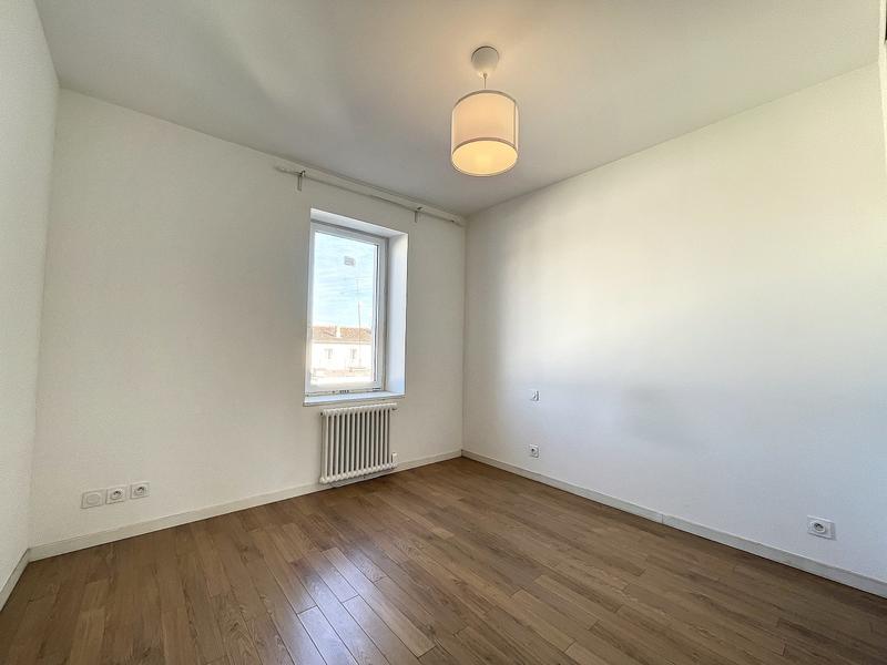 Appartement ancien - 60 m² - 3 pièces