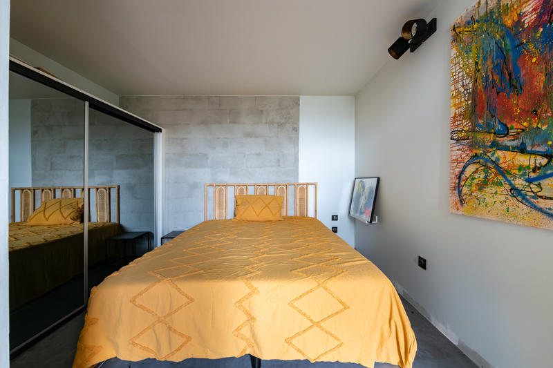 Maison - 389 m² - 10 pièces