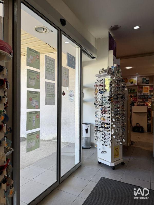 Local commercial - 200 m²