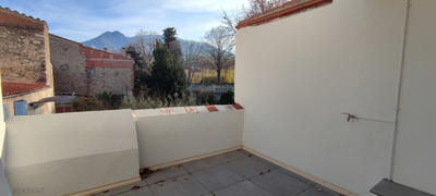 Maison - 94 m² - 7 pièces