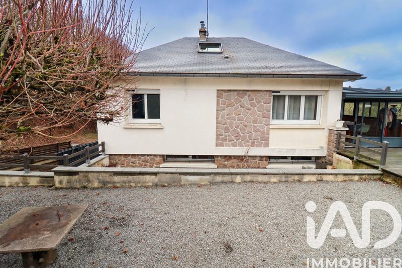 Maison - 170 m² - 9 pièces