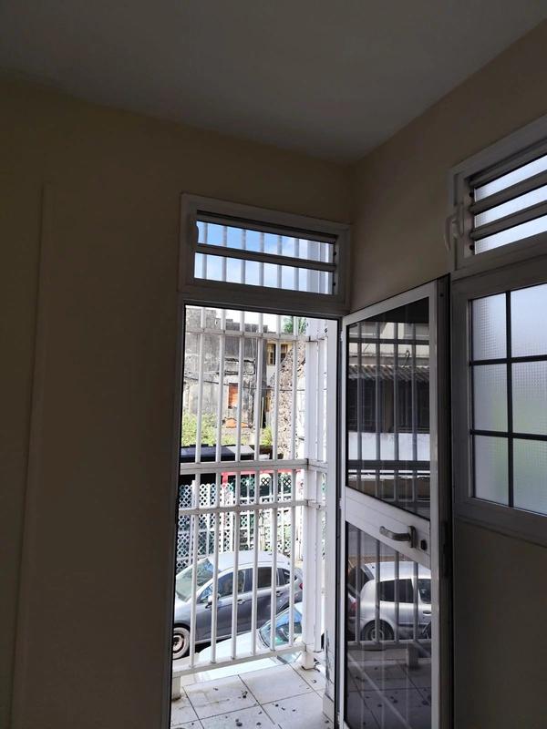 Magasins - 50 m² - 3 pièces