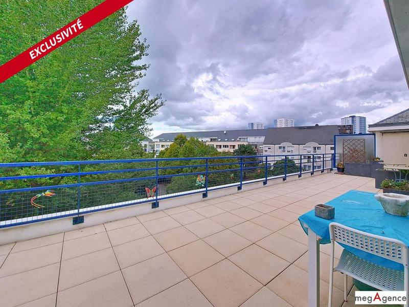 Appartement - 92 m² - 4 pièces