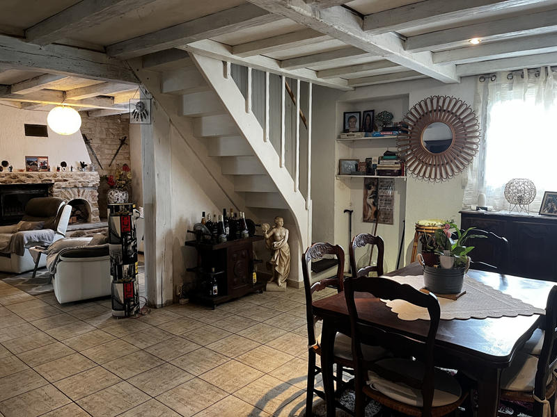 Maison - 140 m² - 7 pièces
