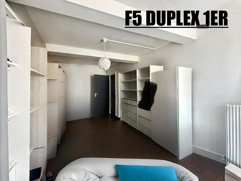 Immeuble - 170 m² - 7 pièces