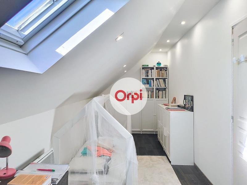 Maison traditionnelle - 130 m² - 5 pièces