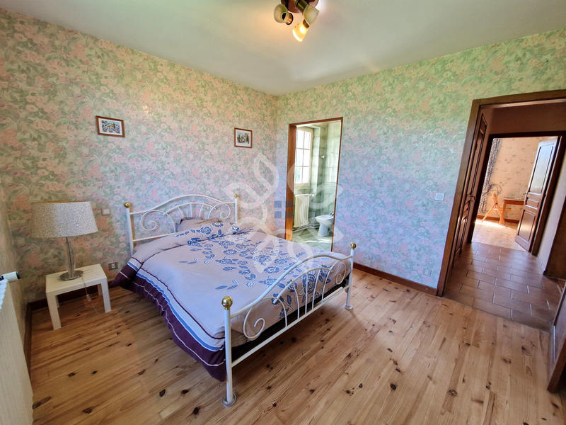 Villa - 196 m² - 5 pièces