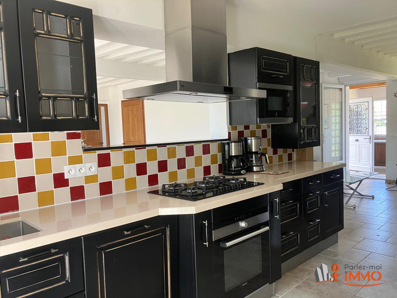 Maison - 92 m² - 4 pièces