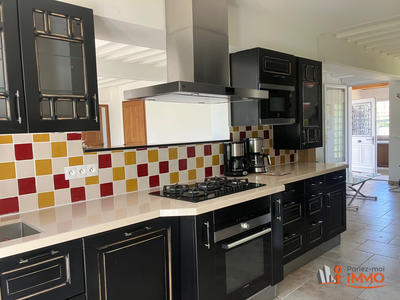 Maison - 92 m² - 4 pièces